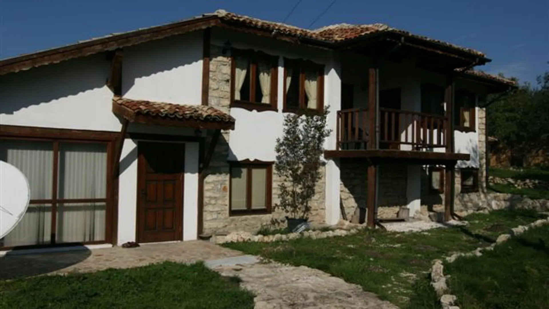 Luxurious Villa In Zornitsa, Bulgaria, With Beautiful Pool And Garden Varna 0*,  Bulgaria