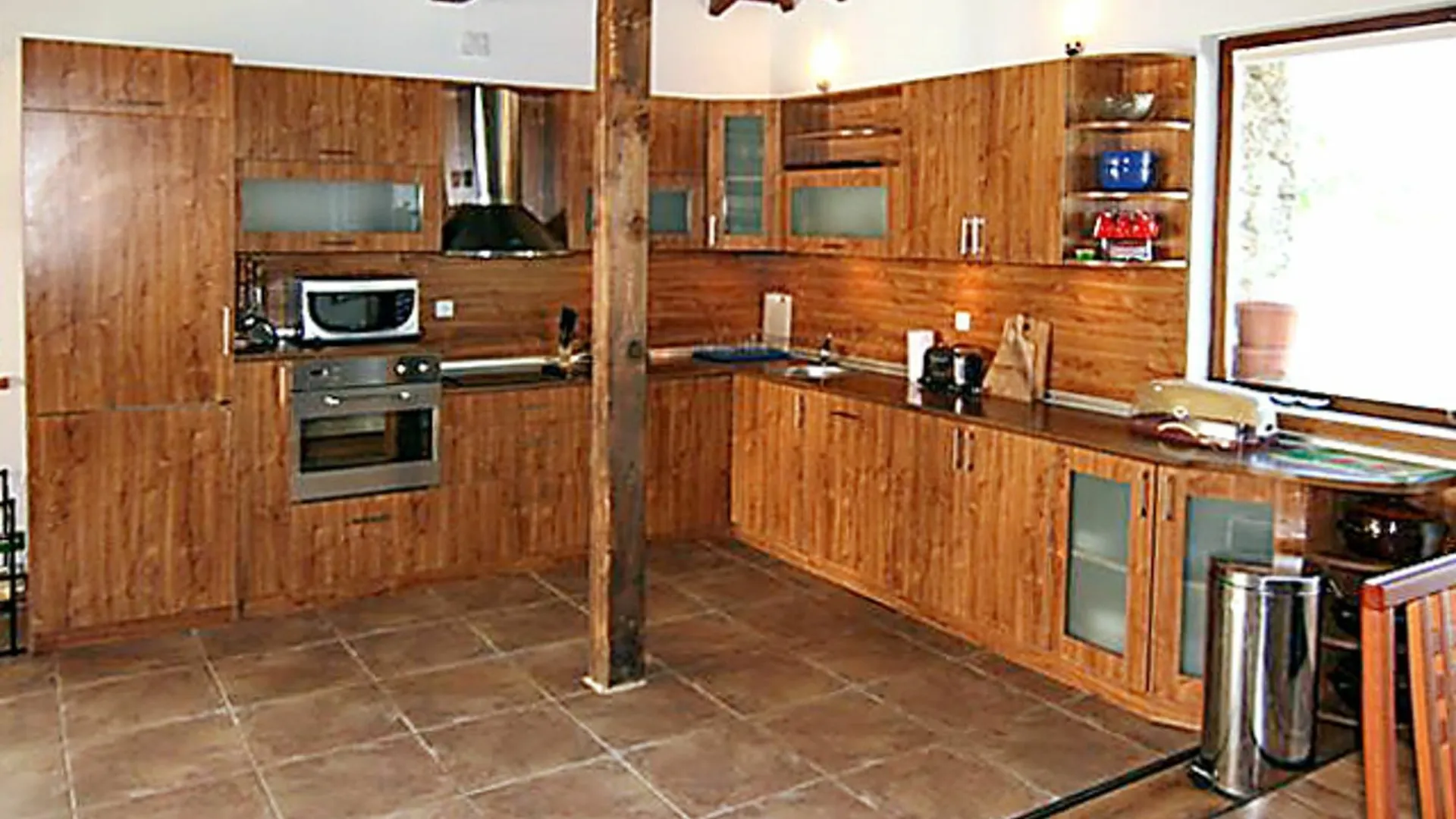 Luxurious Villa In Zornitsa, Bulgaria, With Beautiful Pool And Garden Varna